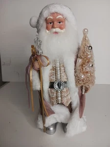 Weihnachtsmann NEU von Holiday Lane, Glitzer Wohndeko Figur Country Core Snowfla - Bild 1 von 8