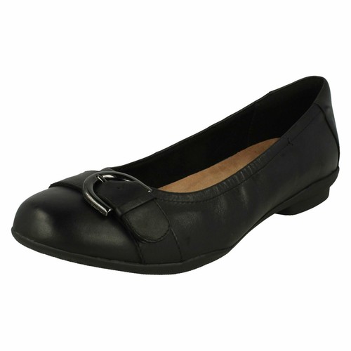 Scarpe basse donna Clarks casual slip on Neenah Lark
