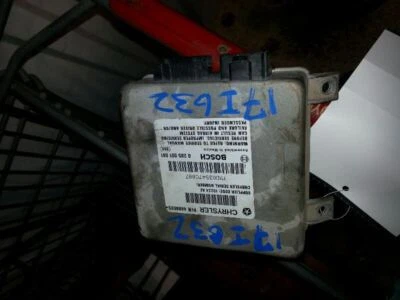 Módulo de control electrónico motor ECM guardabarros izquierdo compatible con 94 CARAVANA 1501216 Foto 1 de 4