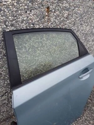 L/R левая задняя дверь стекло окна 2013 TOYOTA PRIUS L-5P - Изображение 1 из 3