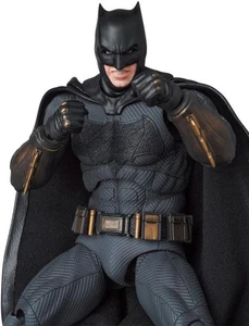 Medicom MAFEX No.222 Justice League Batman - Picture 1 of 5