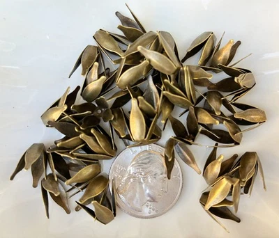 Tapas de cuentas de flores de aleación de 13x8 mm de bronce envejecido de 200 piezas para cuentas de 10 mm Foto 1 de 4