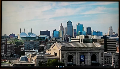 Pantalla LED comercial de señalización inteligente de gran formato Sharp 85" 4k UHD 60Hz PN-HB851 Foto 1 de 4