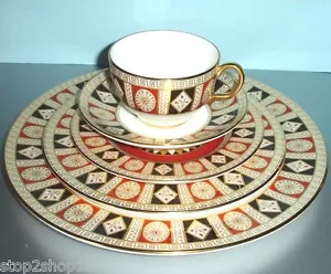 Minton Alhambra 5 Piece Place Setting Bone China England New Plain Box - Picture 1 of 3