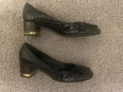Tory Burch Amy Croc Embellished Block Heels In Black Gold Trim  Leather Sz 8 - Image 1 of 4