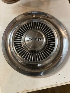 1972-1979 Jeep Wagoneer CJ-Series 4x4 Jeepster Rear Front Hubcap Cover 15" Wheel - Picture 1 of 2