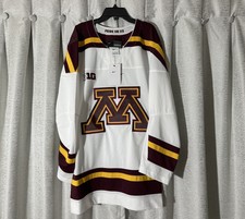 Minnesota Golden Gophers NCAA Nike Hockey Jersey Size Large NWT