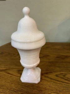 Vintage LE Smith Hobnail Milk Glass Lidded Urn ~ 11" Tall - Picture 1 of 9