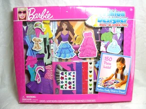 Barbie Coleccionable Diseñadora de Moda 2009 Peel N' Stick Divertida Mattel J-2 - Imagen 1 de 7