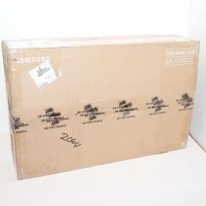 NEW, OPEN BOX ~ SAMSUNG 32” Odyssey QD-OLED G8 (G80SD) 240Hz 4K Gaming Monitor - Picture 1 of 3