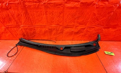 10-12 HYUNDAI GENESIS 2D CUPÊ - CAPÔ LIMPADOR DE PARA-BRISA - 86150-2M000 - FABRICANTE DE EQUIPAMENTO ORIGINAL #299 - Imagem 1 de 4