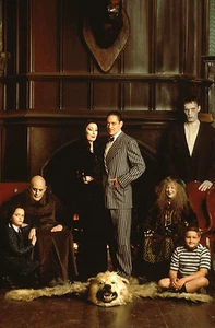 FOTO BRILLANTE 8x10 del reparto de la película de la familia Addams Anjelica Huston Raul Julia - Imagen 1 de 1