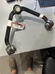 Motorcraft MCSOE9 Front Right Upper Control Arm OEM Ford 8L5Z-3084-R - Picture 1 of 1