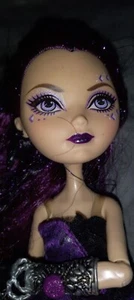Ever After High Thronecoming Rabenkönigin - Bild 1 von 5