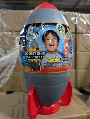 Ryan's World Galaxy Explorers Rocketship Blaster 12+ Sorpresas Juego 31 Piezas Foto 1 de 4