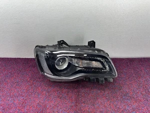 CHRYSLER 300 TOURING 17-23 OEM RIGHT PASSENGER SIDE HALOGEN HEADLIGHT LIGHT LAMP - Picture 1 of 8