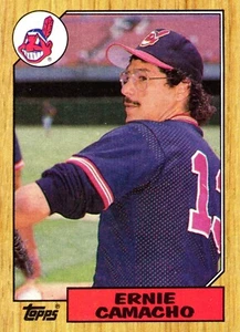 1987 Topps #353 Ernie Camacho Cleveland Indians Vintage Baseballkarte - Bild 1 von 2