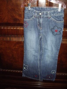 T17 EUC Girls Size 5 Gymboree Flare Leg Jeans Flower Embroidery Adjustable Waist - Picture 1 of 6