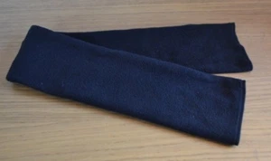 BRAND NEW * FLEECE FABRIC GIRTH SLEEVE COVER * BLACK * ONE SIZE  - Picture 1 of 2