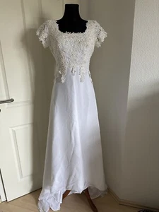 Schönes Brautkleid Größe für ca. 1,60m große Frau - Bild 1 von 5