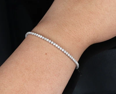 $9,500 14k White Gold 4.01ct Round Diamond 4 Prong Basket Set Tennis Bracelet - Image 1 of 4