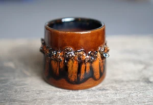 Cuenco de cerámica de lava Funi Island vintage maceta pequeña Islandia MCM - Imagen 1 de 5