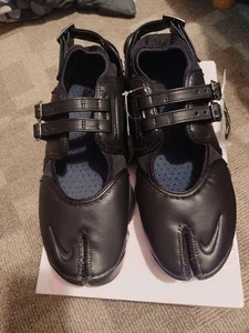 Nike Air Rift IB8881-001 Black Leather Split Toe Sneakers Size US 12 Pre-owned - Picture 1 of 9