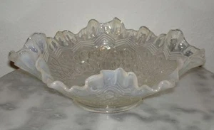 Jefferson White Opalescent Many Loops Novelty Bowl - Picture 1 of 1