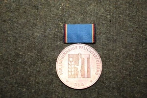 Original Cold War East German State DDR Service Medal w/Top Ribbon Bar, PB - Picture 1 of 2