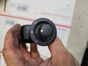 05 06 07 08 09 10 Chrysler 300 Drivers Side Left Mirror Switch OEM - Picture 1 of 2
