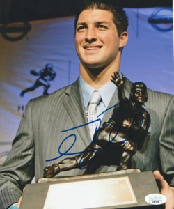Tim Tebow Autographed 8x10 Florida Gators Heisman Free Shipping JSA I664 - Picture 1 of 1