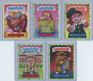 Lotto 9 carte Topps Garbage Pail Kids 2020 Inc. Cramming Kramer bordo giallo - Foto 1 di 4