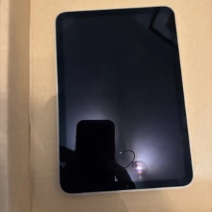 Apple iPad Mini 6 (2021) - WIFI 64GB Starlight 100% Battery Reboxed - Picture 1 of 5