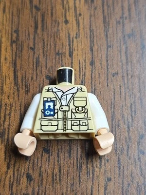 Lego Veterinario 75920 Cuenco Corte de Pelo Raptor Escape Jurassic World Minifigura - Solo Torso Foto 1 de 4