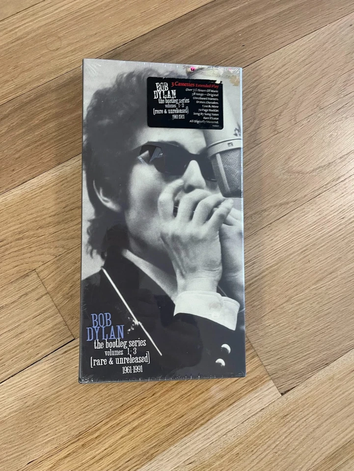 Bob Dylan  The Bootleg Series Vol 1-3 Cassettes Rare 1961-1991  3xCS Sealed Box - Image 1 of 4