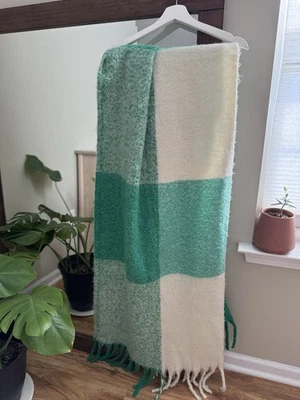 Bufanda manta a cuadros American Eagle otoño verde blanca acogedora envoltura suave de gran tamaño  Foto 1 de 4