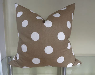 VENTA Funda Almohada Decorativa Patrón Lunares Caqui Oscuro y Blanco  Foto 1 de 4