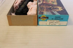 HO Scale Athearn, 3 Dome Tank Car, Deep Rock, Black, #6590 Built - Picture 1 of 3