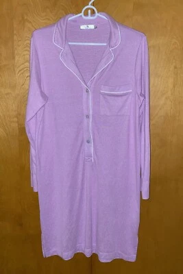 Camisón corto Natori  Color lila - Pequeño - Usado Foto 1 de 4