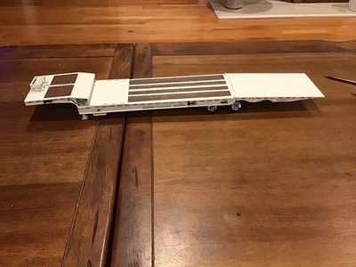 Reboque Landoll escala 1/34 novo sem caixa. - Imagem 1 de 4