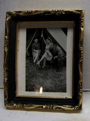 cadre ancien en bois noir/doré 9,5 X 11,5  Feuil.7 X 9 cm+verre+photo ancienne - Photo 1/4