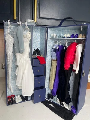 Estuche/baúl Franklin como nuevo para ropa y accesorios de la princesa Diana. Foto 1 de 4