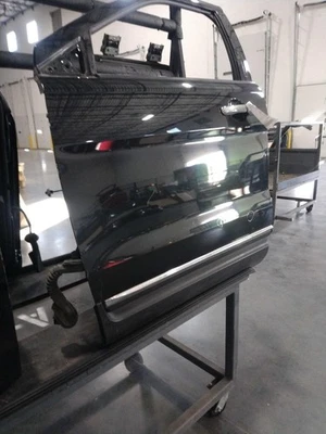 Conjunto de puerta delantera izquierda usado se adapta a: Ford Explorer Limited 2015 L. Front Le Foto 1 de 4