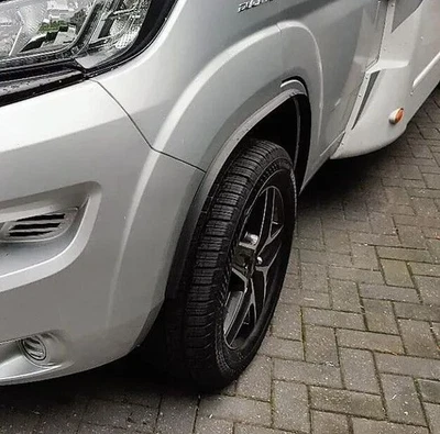 Kotflügelverbreiterungen Satz selbstklebend Wohnmobile 150cm lang 2,5 cm breit - Bild 1 von 4