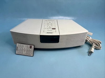 Bose Wave Radio AWR1-1W AM/FM Alarm Clock Radio w/ Remote - WORKS - Image 1 of 4