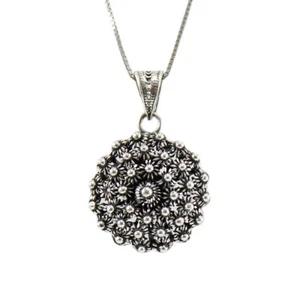Girocollo donna con pendente filigrana sarda argento brunito a fiore nido d'ape - Foto 1 di 2