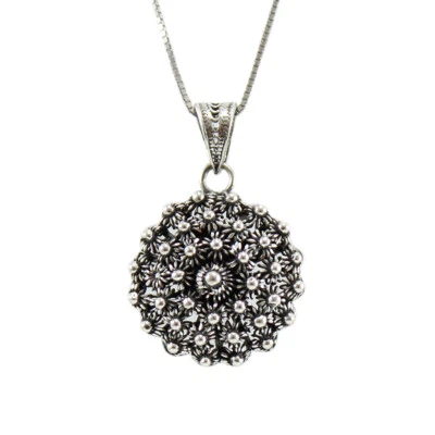 Girocollo donna con pendente filigrana sarda argento brunito a fiore nido d'ape - Immagine 1 di 2