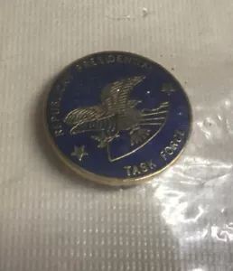 VTG. NOS "REPUBLICAN PRESIDENTIAL TASK FORCE" PIN GOP TIE TACK politics - Picture 1 of 3