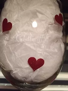 x65 MINI BRILLO VINILO CORAZONES DE AMOR Día de San Valentín Calcomanía Adhesiva Hágalo Usted Mismo Copa de Vino - Imagen 1 de 4