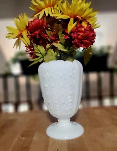 Fenton Milk Glass 1950s Cupped Daisy Button Vase Vintage 8.5"H RARE Perfect Cond - Picture 1 of 7
